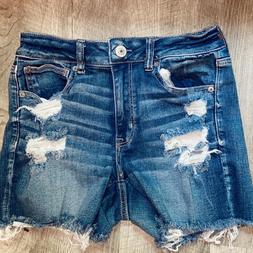 American Eagle High Rise Medium wash denim shorts